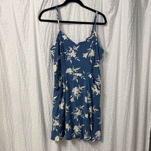 41 Hawthorn Blue Floral Midi Dress